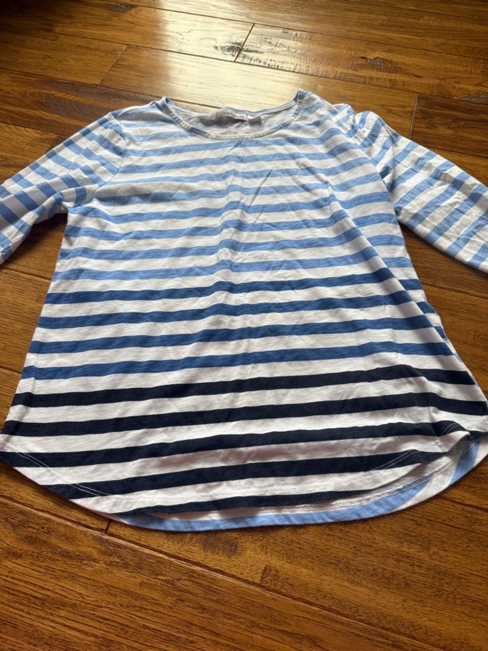 Women’s Ombre Blue Striped 3/4 Sleeve Tee